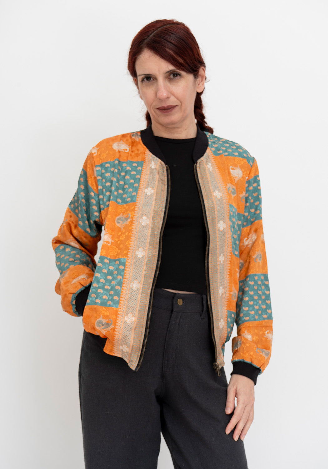 Sonnenuntergang Mosaik – Wendejacke aus Upcycling Sari