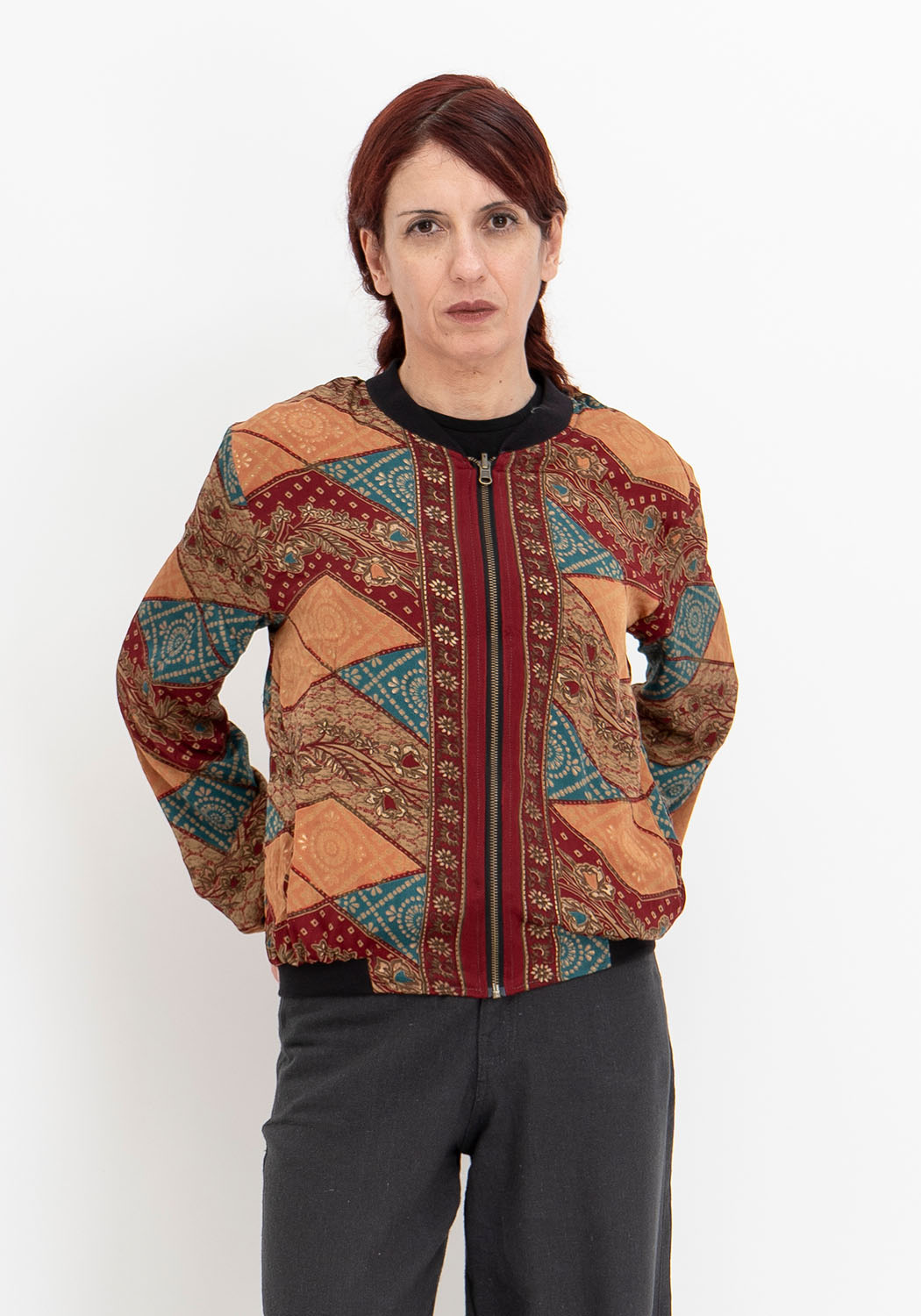 Nomaden Geometrie – Wendejacke aus Vintage Sari