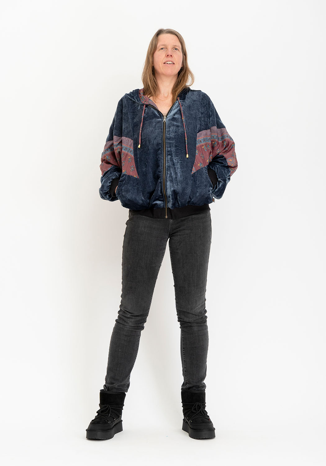 Urban inspirierte graue Samt Wendejacke
