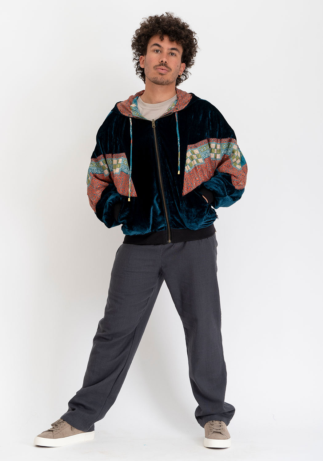 Samtjacke petrol wendbar – Türkis-Patchwork-Sari