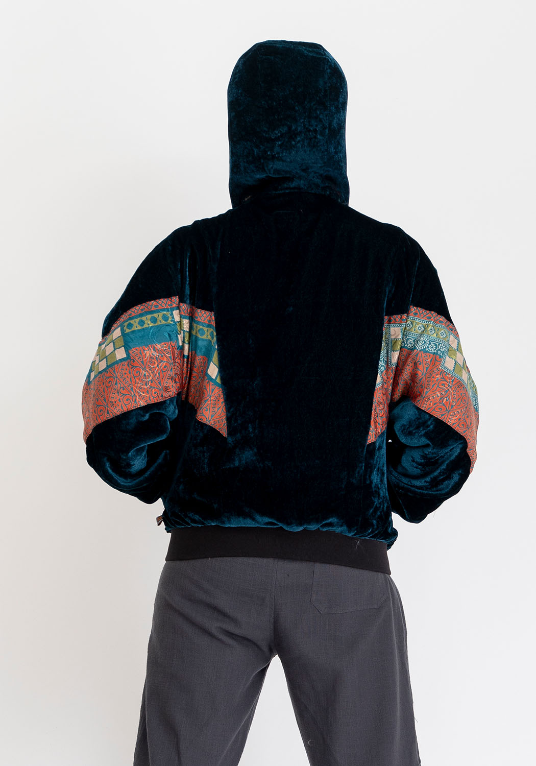 Samtjacke petrol wendbar – Türkis-Patchwork-Sari