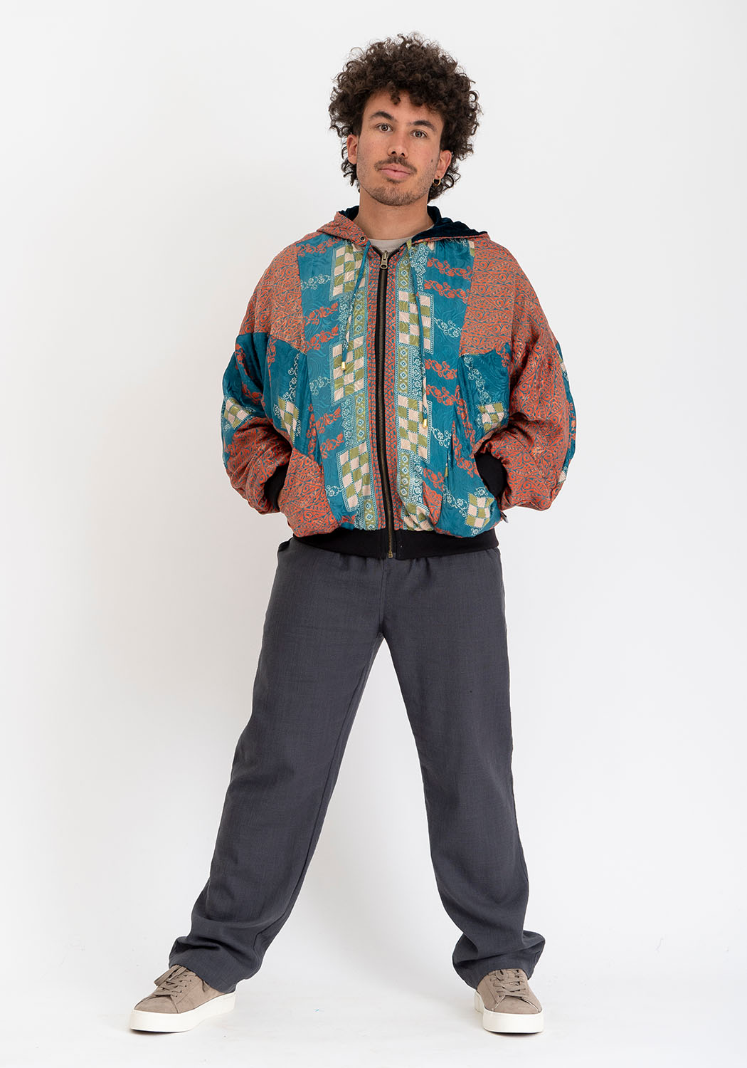 Samtjacke petrol wendbar – Türkis-Patchwork-Sari
