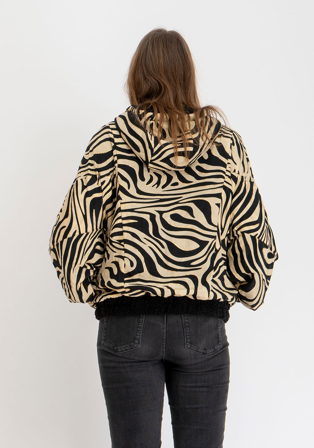 Schwarze Oversize Teddyjacke mit Kapuze und Zebra Print
