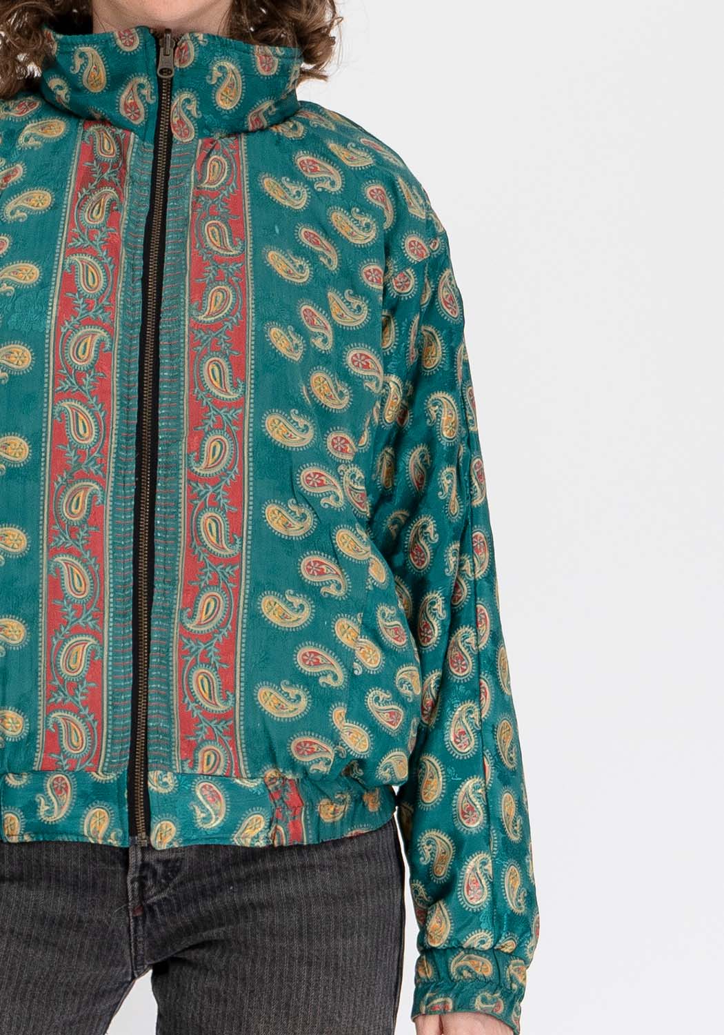 Goldene florale Stepp-Bomberjacke aus Vintage-Sari – Vollständig wendbar