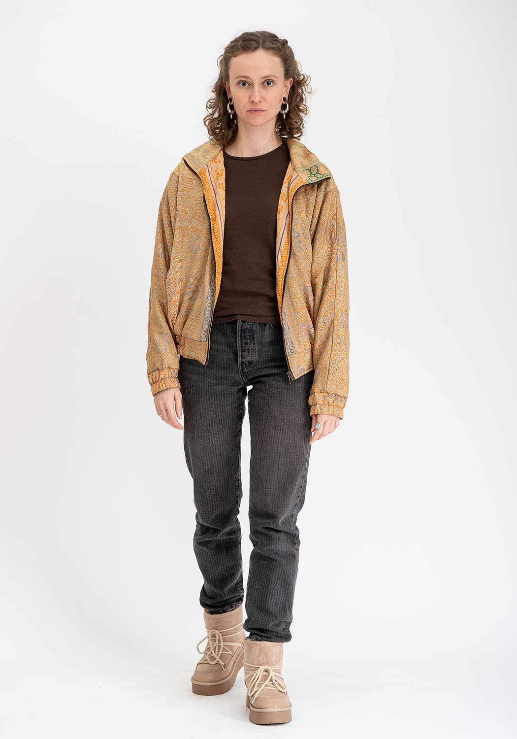 Blaue & bronzefarbene ornamentale wendbare Bomberjacke aus Vintage-Sari