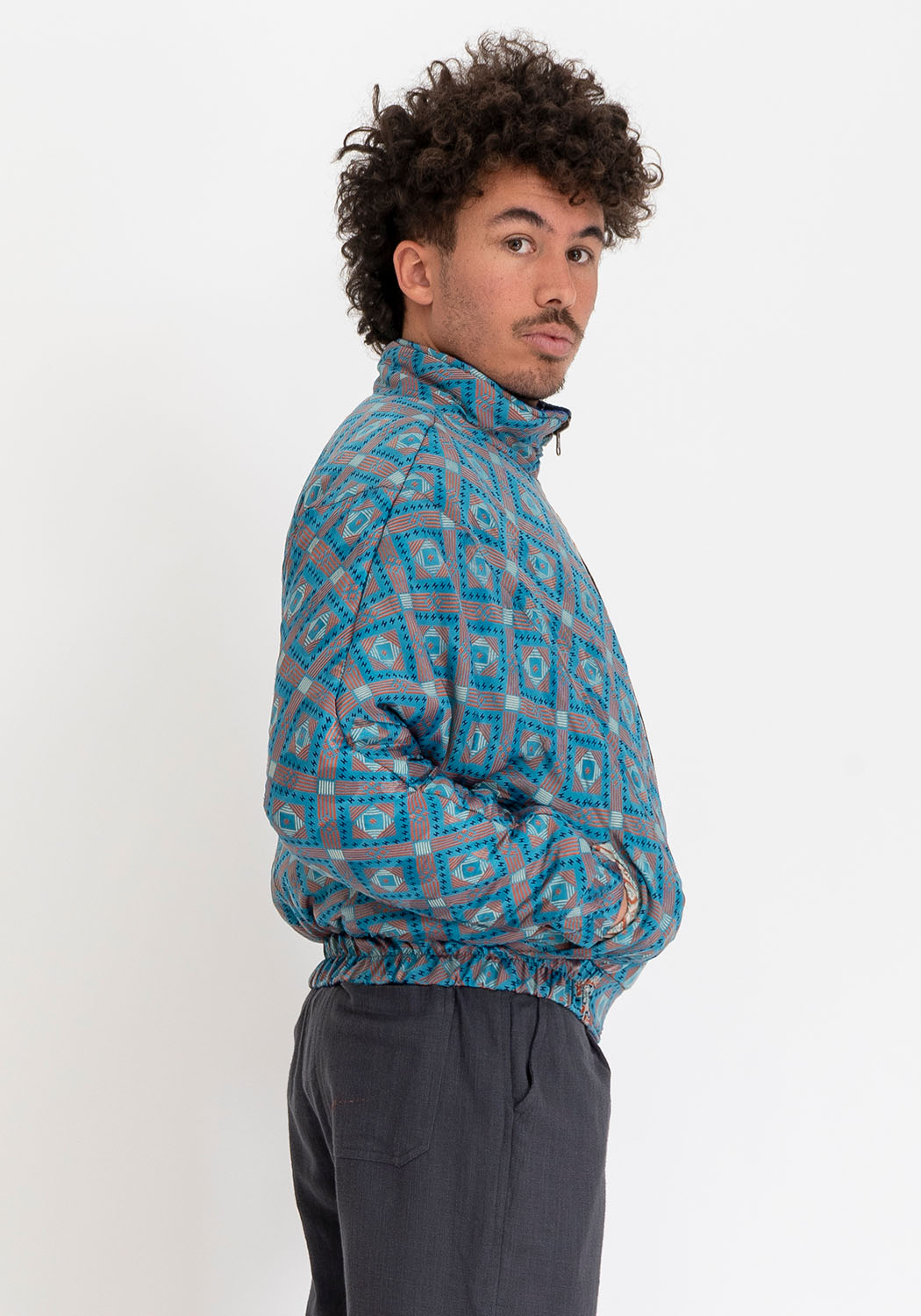 Unisex Wende-Sari-Bomberjacke – Petrol-Diamantmuster & Kobaltblau-Panel