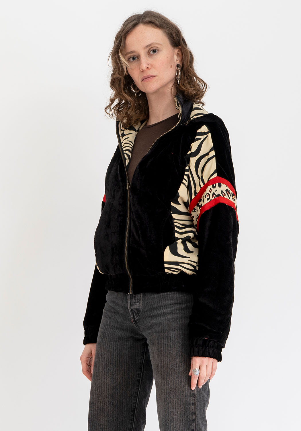 Wendbare Cropped Winterjacke mit Zebra- und Leopardenmuster