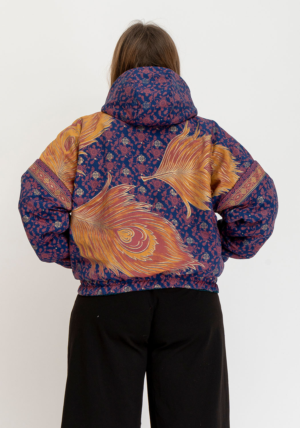 Wendbare Cropped Winterjacke mit Vintage-Sari-Patch in Petrolblau