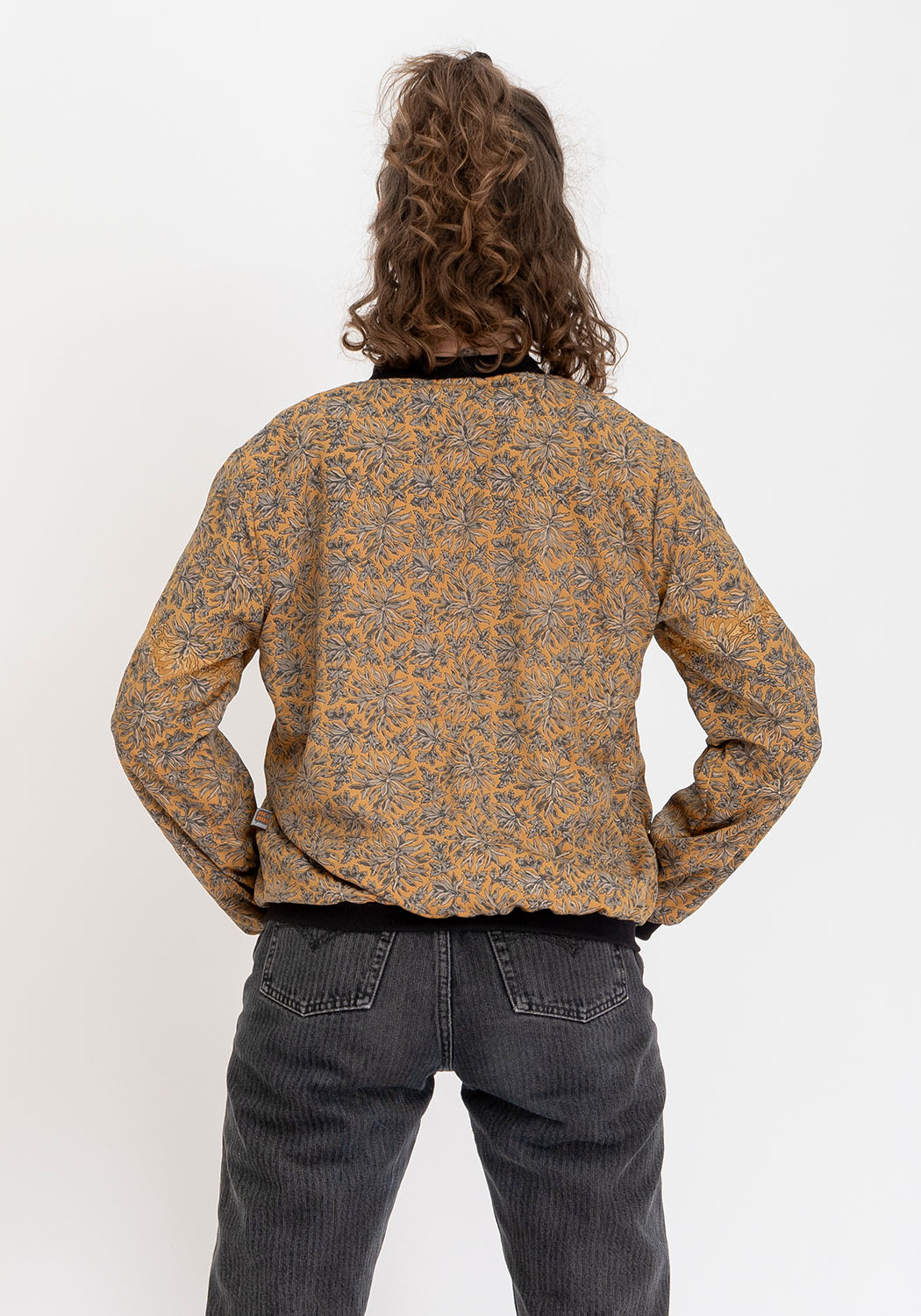 Wendbare 90s Bomberjacke aus Vintage-Sari-Stoff in Senfgelb und Petrol