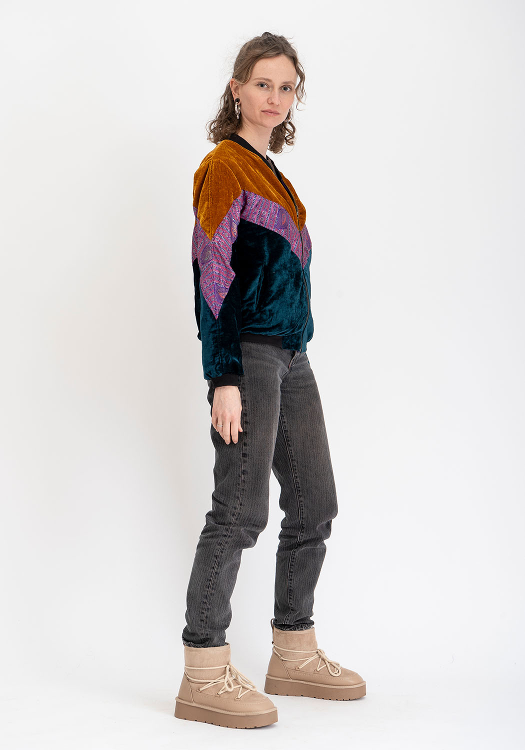 Wendbare 90s Bomberjacke in Senfgelb und Petrol mit Vintage-Sari-Detail