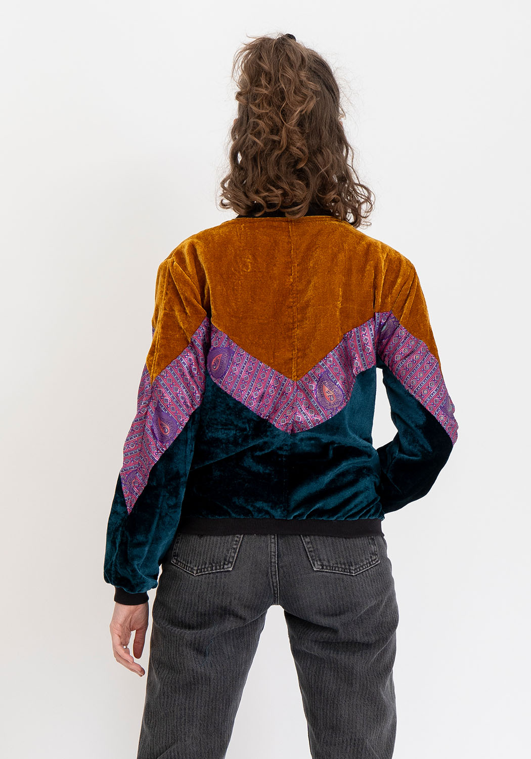 Wendbare 90s Bomberjacke in Senfgelb und Petrol mit Vintage-Sari-Detail