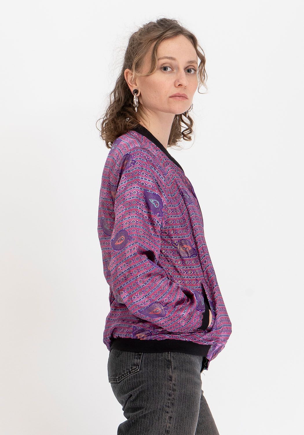 Wendbare 90s Bomberjacke in Senfgelb und Petrol mit Vintage-Sari-Detail