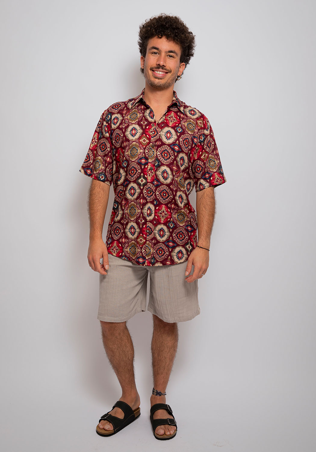Viskosehemd mit Mandala-Print in Goldrot