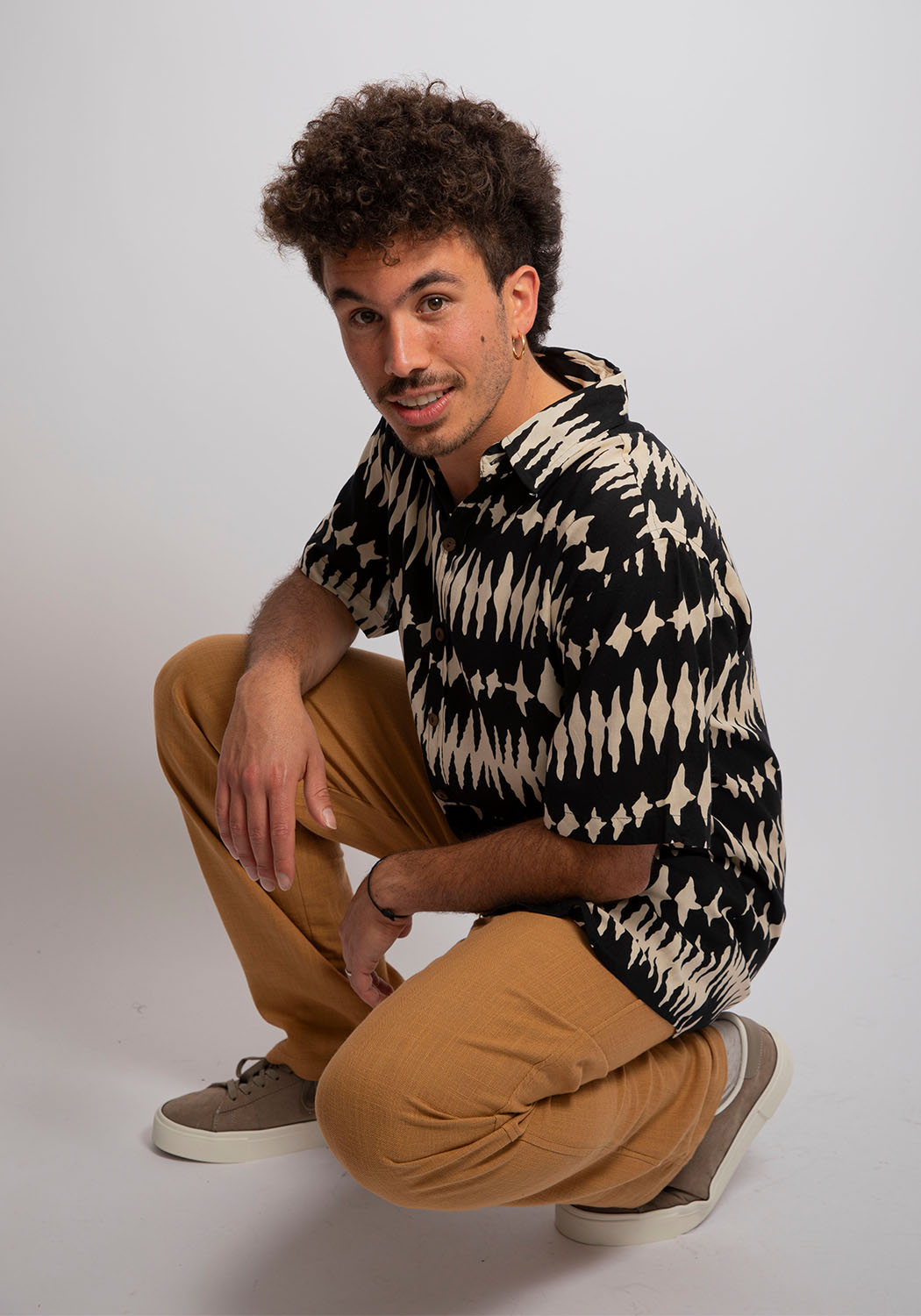Ethno-Batik-Hemd aus Viskose