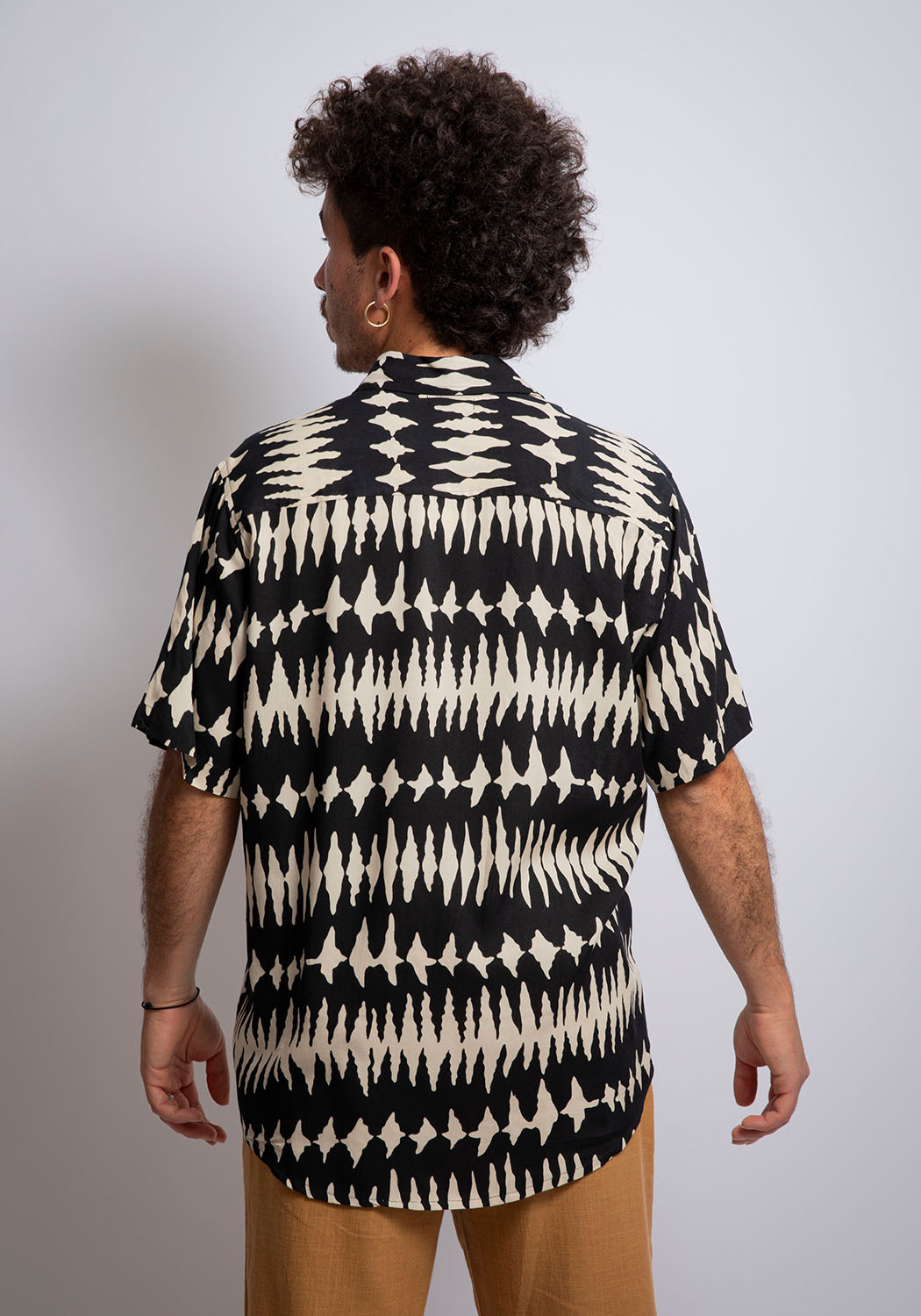 Ethno-Batik-Hemd aus Viskose