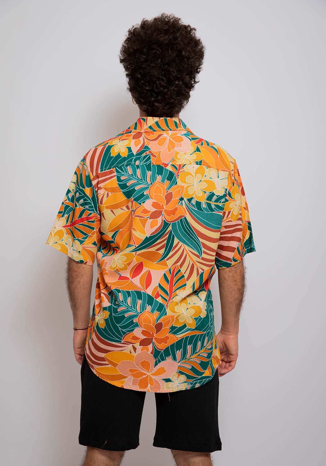 Viskose-Hemd mit tropischem Multicolor-Print