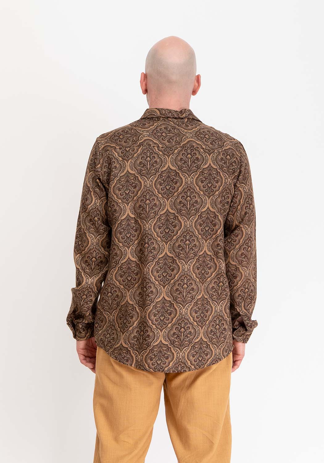 Vintage Langarmhemd aus mitteldicker Viskose mit orientalischem Muster